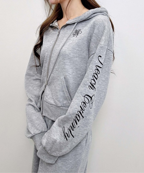 INGNI(イング)の「ラメスウェット刺繍パーカー(パーカー・レディース・グレー/ライトピンク/ブラック・M)」の9枚目の写真