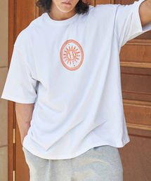 HELIOS（ヘリオス）の「オーバーサイズTシャツシグネチャー.1 [ホワイト/オレンジ]（Tシャツ/カットソー）」
