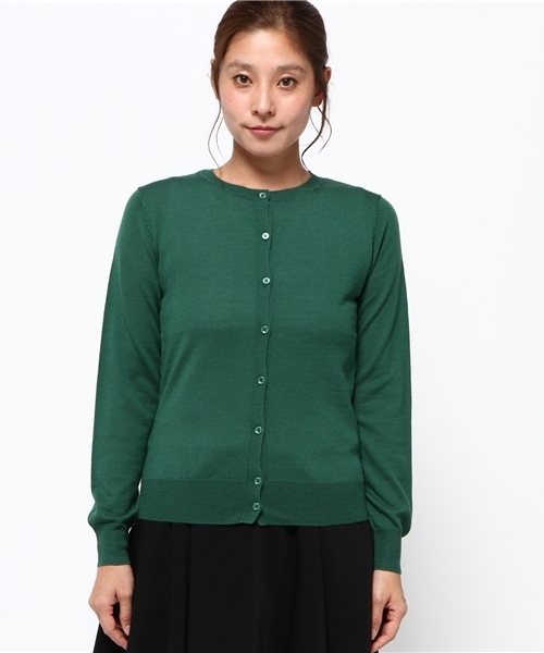 NATURAL BEAUTY BASIC(ナチュラルビューティーベーシック)の「【AneCan 12月号掲載】イタリーウールベーシックラウンドネックカーディガン(カーディガン/ボレロ・レディース・ピンク/グリーン/グレー/ブラック/ベージュ/ブルー系その他・MEDIUM/SMALL)」の7枚目の写真