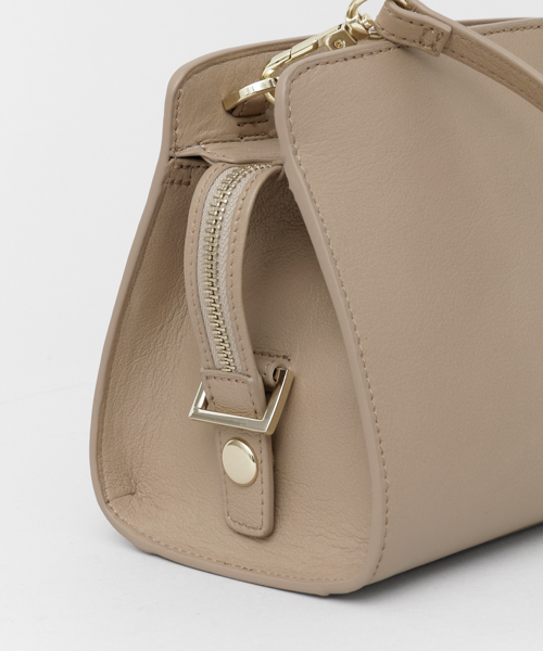 URBAN RESEARCH（アーバンリサーチ）の「UR SMIR NASLI Gem.　VintageLikeShoulder（ショルダーバッグ・レディース・ライトカーキ/ベージュ/ブラック/ライトピンク・ONE SIZE）」の13枚目の写真