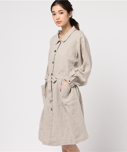 LBC（エルビーシー）の「平織りリネンステンカラーコート               （ステンカラーコート・レディース・オフホワイト/ブルー・MEDIUM）」の15枚目の写真