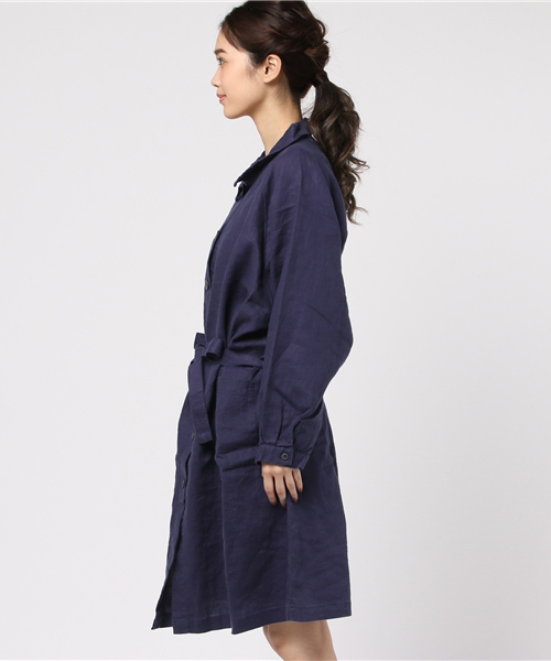 LBC（エルビーシー）の「平織りリネンステンカラーコート               （ステンカラーコート・レディース・オフホワイト/ブルー・MEDIUM）」の4枚目の写真
