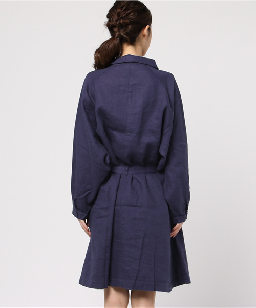 LBC（エルビーシー）の「平織りリネンステンカラーコート               （ステンカラーコート・レディース・オフホワイト/ブルー・MEDIUM）」の5枚目の写真