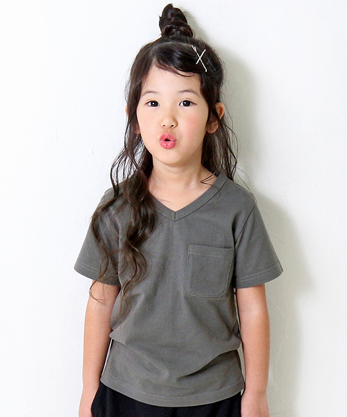 devirock（デビロック）の「パックT★Vネック無地半袖Tシャツ（Tシャツ/カットソー・キッズ・チャコール/ネイビー/テラコッタ/ピンク/ブラック/カーキ/杢グレー/ホワイト/グリーン系その他・100cm/130cm/120cm/150cm/140cm/160cm/110cm）」の5枚目の写真