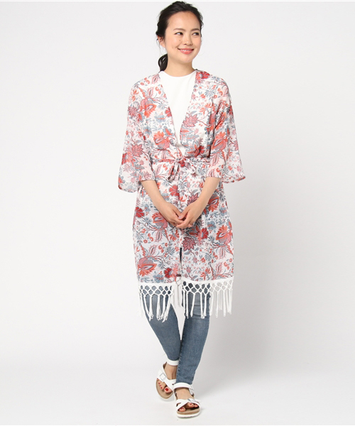 VENCEEXCHANGE（ヴァンスエクスチェンジ）の「フリンジエスニック花柄ガウン        （カーディガン/ボレロ・レディース・レッド/オフホワイト・MEDIUM）」の13枚目の写真