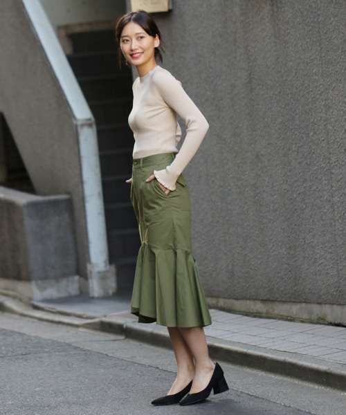 laboratory work（ラボラトリーワーク）の「ラッフル切替タイトスカート（スカート・レディース・ベージュ/カーキ/ブラック・MEDIUM）」の8枚目の写真