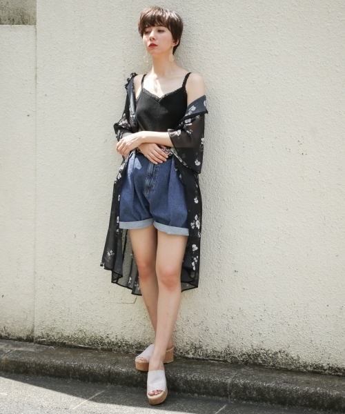 PAGEBOY(ページボーイ)の「【WEB限定】レースキャミソール(キャミソール・レディース・ブラック/ライトピンク/ダークブラウン・FREE)」の4枚目の写真