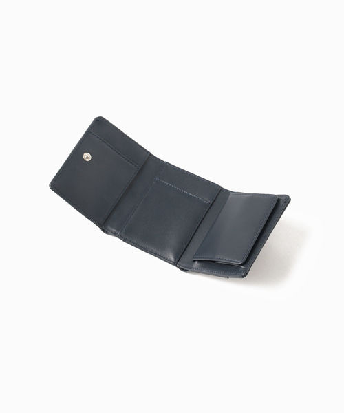 Ray BEAMS(レイビームス)の「Beau’re / 星スタッズ ウォレット(財布・レディース・ネイビー/ピンク/ライトブラウン・ONE SIZE)」の8枚目の写真