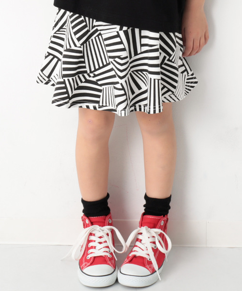 devirock（デビロック）の「ポケット付き 総柄1分丈スカッツ（スカート・キッズ・その他1/その他2/その他3/その他4/その他5/その他6/その他7/その他8/その他9/その他10/その他11/その他12/その他13・80ｃｍ/90cm/95cm/100cm/110cm/120cm/130cm/140cm/150cm/160cm）」の3枚目の写真