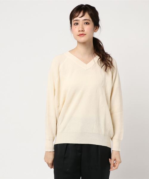CRAFT STANDARD BOUTIQUE(クラフトスタンダードブティック)の「Vネックドルマンニットプルオーバー ○(ニット/セーター・レディース・ベージュ/ネイビー/アイボリー/グレー系その他・M/L)」の8枚目の写真