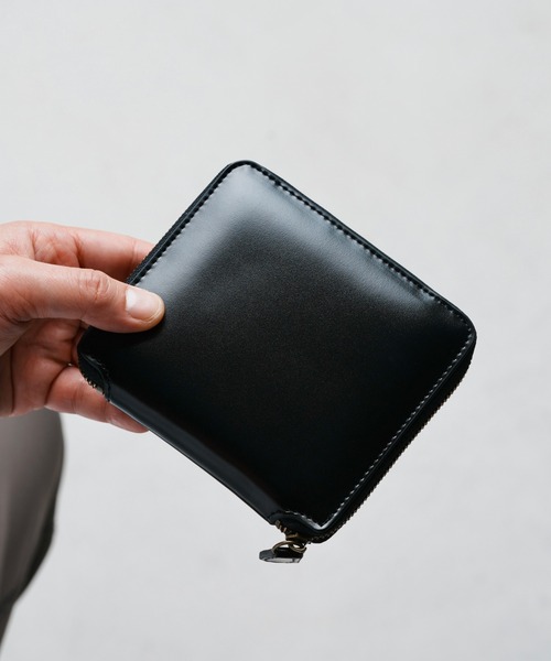 MURA(ムラ)の「ラウンドファスナーコードバン調/カーボン レザー スクエア 二つ折り財布(財布・メンズ・ブラック/ダークブラウン/ネイビー/グリーン/ブラック系その他/ブルー系その他/キャメル/ワイン・FREE)」の10枚目の写真