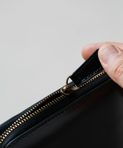 MURA(ムラ)の「ラウンドファスナーコードバン調/カーボン レザー スクエア 二つ折り財布(財布・メンズ・ブラック/ダークブラウン/ネイビー/グリーン/ブラック系その他/ブルー系その他/キャメル/ワイン・FREE)」の14枚目の写真