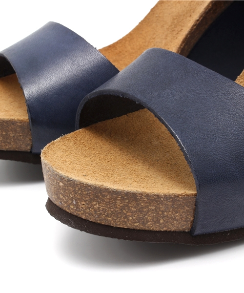 NANO universe（ナノユニバース）の「RIZZOLI/レザークロスウェッジサンダル（サンダル・レディース・ネイビー/ピンク/ブラック・36/37/35/38）」の8枚目の写真