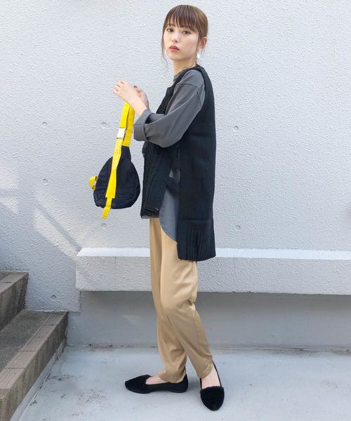 PICCIN（ピッチン）の「【WEB限定】バルキーニットケーブル編みベスト（ベスト・レディース・ブラック/オフホワイト/モカ/ベージュ・MEDIUM）」の15枚目の写真