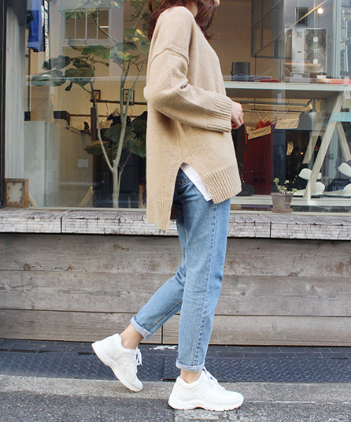 MODE ROBE（モードローブ）の「Vネックルーズニット（ニット/セーター・レディース・ライトグレー/ダークグレー/ブラウン/ベージュ・FREE）」の13枚目の写真