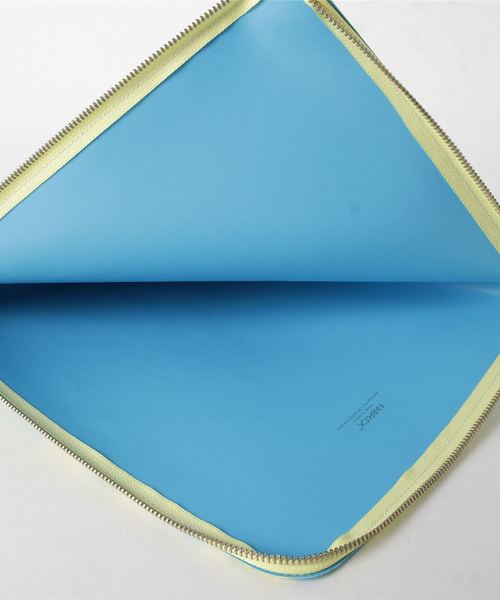 FABRICK(ファブリック)の「FABRICK【Masanori Ushiki】DOCUMENT CASE A4(クラッチバッグ・メンズ・マルチ・ONE SIZE)」の3枚目の写真