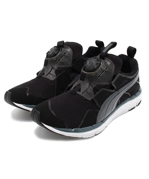 PUMA（プーマ）の「フューチャーディスク LTWT 2.0 (UNISEX) - progressive youth - DISC（スニーカー・メンズ・ブルー/ホワイト×ピンク/レッド/グレー/ブラック・27cm/29cm/24.5cm/23cm/26cm/28.5cm/25cm/23.5cm/25.5cm/27.5cm/30cm/26.5cm/24cm/28cm/31cm/22.5cm）」の2枚目の写真