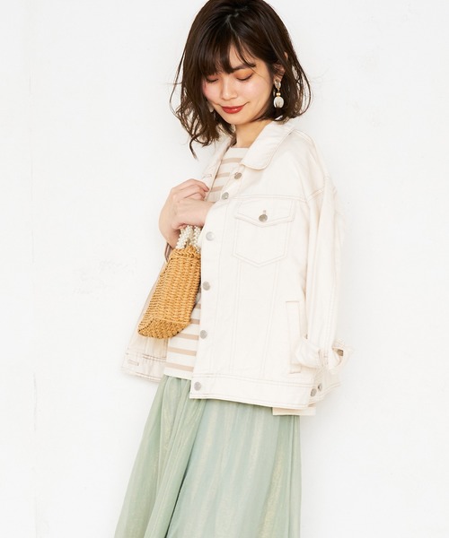 natural couture(ナチュラルクチュール)の「ビッグGジャン(デニムジャケット・レディース・アイボリー/ブルー/サックスブルー・FREE)」の9枚目の写真