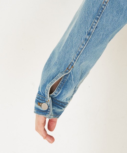 natural couture(ナチュラルクチュール)の「ビッグGジャン(デニムジャケット・レディース・アイボリー/ブルー/サックスブルー・FREE)」の21枚目の写真
