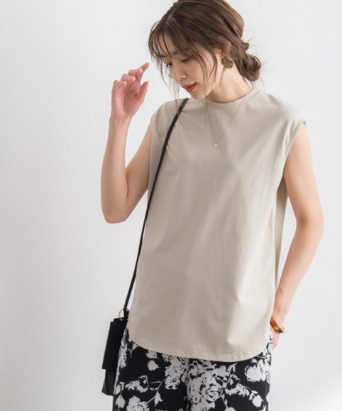 Pierrot（ピエロ）の「ボックスシルエットTシャツ（Tシャツ/カットソー・レディース・オフホワイト/ブラック/チャコールグレー/ベージュ/ブルー/ライトグレー・M/L）」の5枚目の写真