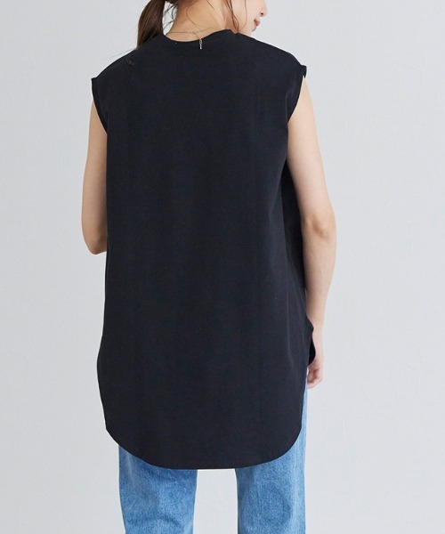 Pierrot（ピエロ）の「ボックスシルエットTシャツ（Tシャツ/カットソー・レディース・オフホワイト/ブラック/チャコールグレー/ベージュ/ブルー/ライトグレー・M/L）」の16枚目の写真