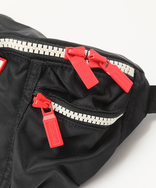 HUNTER（ハンター）の「【HUNTER/ハンター】ORIGINAL NYLON BUMBAG(オリジナルナイロンバムバッグ)（ボディバッグ/ウエストポーチ・レディース・ブラック/ダークオリーブ/レッド/ネイビー・FREE）」の11枚目の写真