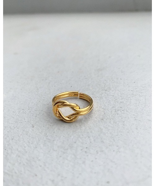 mou(モウ)の「不規則クロスリング(リング・レディース・シルバー/ゴールド・FREE)」の4枚目の写真
