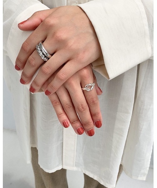 mou(モウ)の「不規則クロスリング(リング・レディース・シルバー/ゴールド・FREE)」の9枚目の写真