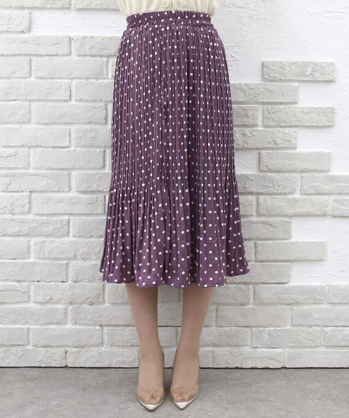 Roomy's(ルーミーズ)の「プリーツドットスカート(スカート・レディース・オフホワイト/パープル/ブラック・FREE)」の8枚目の写真