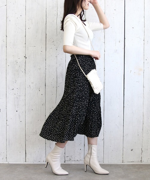 Roomy's(ルーミーズ)の「プリーツドットスカート(スカート・レディース・オフホワイト/パープル/ブラック・FREE)」の14枚目の写真