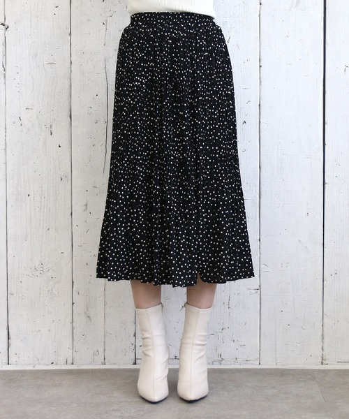 Roomy's(ルーミーズ)の「プリーツドットスカート(スカート・レディース・オフホワイト/パープル/ブラック・FREE)」の16枚目の写真