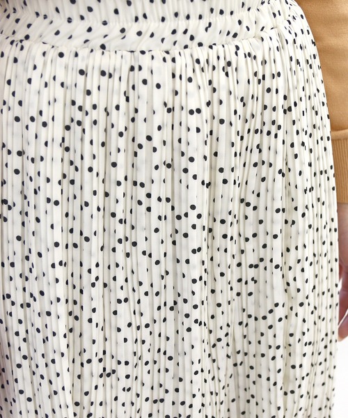 Roomy's(ルーミーズ)の「プリーツドットスカート(スカート・レディース・オフホワイト/パープル/ブラック・FREE)」の11枚目の写真