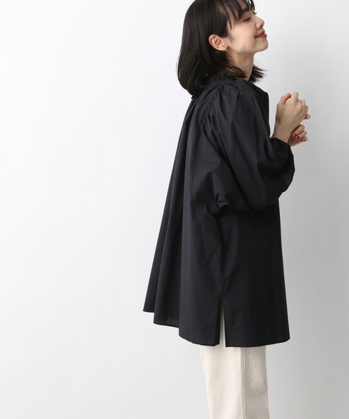 A part by（アパートバイ）の「Coフリルスキッパーチュニック 946943（シャツ/ブラウス・レディース・レッド/オフホワイト/ブルー系その他5/ブラック・FREE）」の11枚目の写真