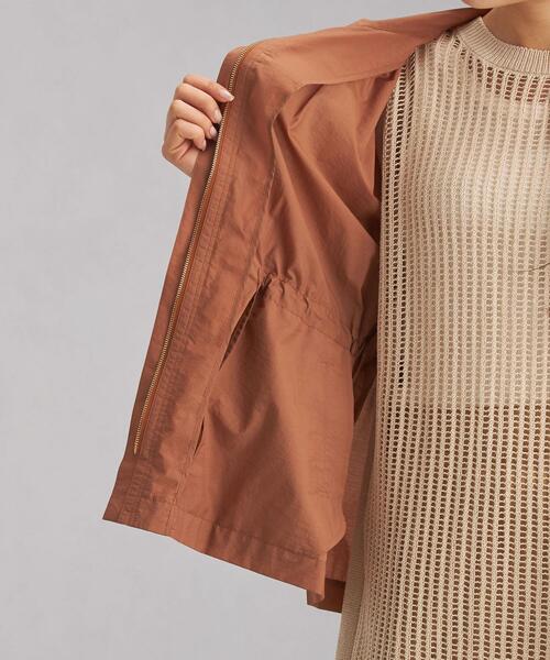 green label relaxing（グリーンレーベルリラクシング）の「FFC シアー ライト ギャザー ドロスト ブルゾン（ブルゾン・レディース・ナチュラル/ブラウン/ネイビー・FREE）」の10枚目の写真