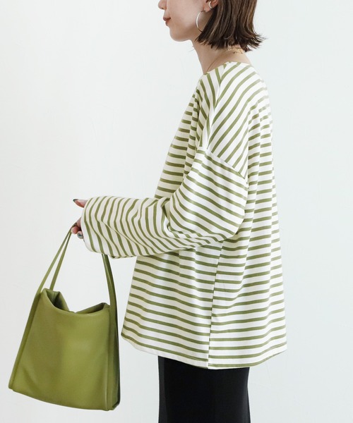 reca（レカ）の「ワイドスリーブボーダーカットソー（Tシャツ/カットソー・レディース・ブラック/モカ/ネイビー/ライトブルー/ライラック/ブラウン系その他/ベージュ/ホワイト/グリーン系その他/オリーブ・FREE）」の7枚目の写真