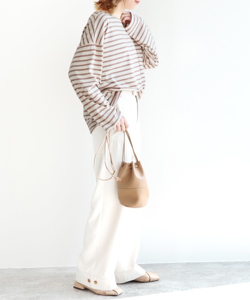 reca（レカ）の「ワイドスリーブボーダーカットソー（Tシャツ/カットソー・レディース・ブラック/モカ/ネイビー/ライトブルー/ライラック/ブラウン系その他/ベージュ/ホワイト/グリーン系その他/オリーブ・FREE）」の12枚目の写真