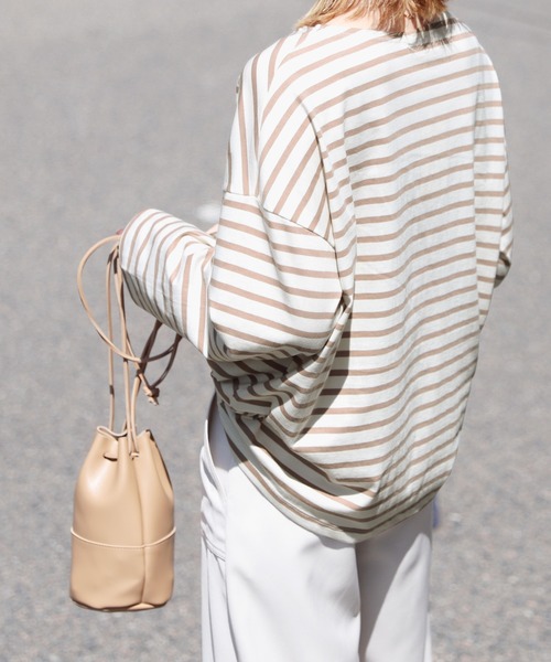 reca（レカ）の「ワイドスリーブボーダーカットソー（Tシャツ/カットソー・レディース・ブラック/モカ/ネイビー/ライトブルー/ライラック/ブラウン系その他/ベージュ/ホワイト/グリーン系その他/オリーブ・FREE）」の14枚目の写真