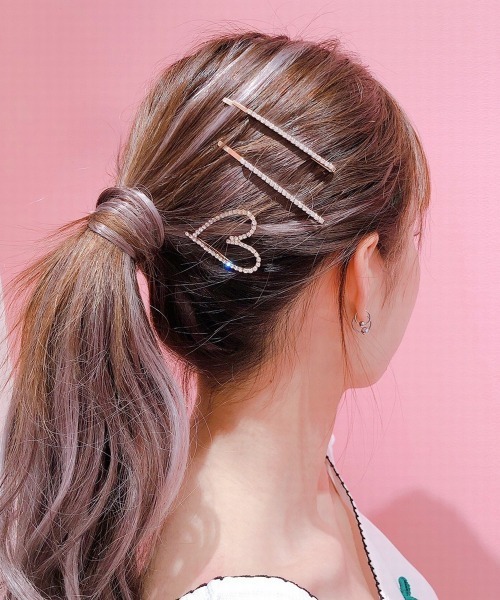 lilLilly（リルリリー）の「ハートストーンヘアピンセット（ヘアピン・レディース・ピンク/シルバー・FREE）」の2枚目の写真