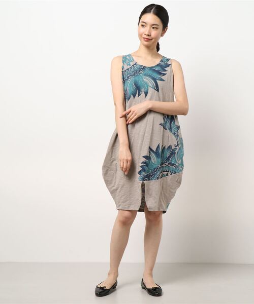 チャイハネ(チャイハネ)の「【チャイハネ】リゾートトライバルノースリーブワンピース(チュニック・レディース・ベージュ/ホワイト/ブラック/グリーン・FREE)」の13枚目の写真