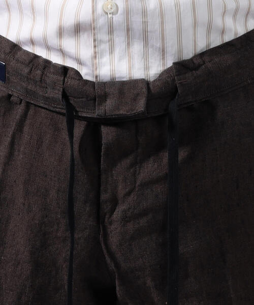 TOMORROWLAND （トゥモローランド）の「リネンシャンブレー ノープリーツイージーパンツ（その他パンツ・メンズ・チャコールグレー/ダークブルー/ライトグリーン/ブラウン・S/M/L/XS）」の20枚目の写真