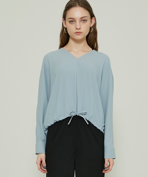 FEMMENT(ファモン)の「【FEMMENT(ファモン)】別注バックサテンストレッチブラウス(シャツ/ブラウス・レディース・ブラック/ブラウン/ブルー・FREE)」の13枚目の写真