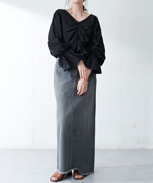 DISCOAT（ディスコート）の「生地JQDギャザーブラウス（シャツ/ブラウス・レディース・サックスブルー/ピンクベージュ/オフホワイト/ブラック・FREE）」の11枚目の写真