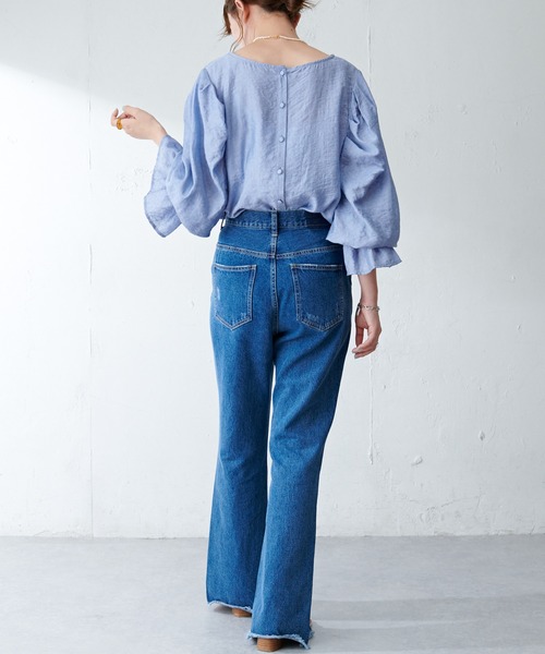 DISCOAT（ディスコート）の「生地JQDギャザーブラウス（シャツ/ブラウス・レディース・サックスブルー/ピンクベージュ/オフホワイト/ブラック・FREE）」の18枚目の写真