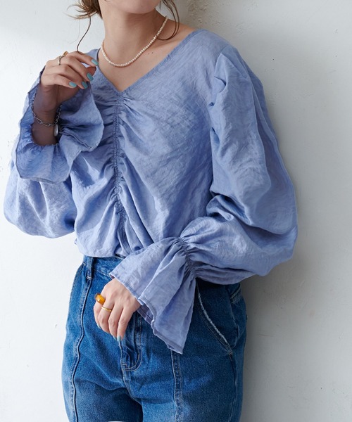 DISCOAT（ディスコート）の「生地JQDギャザーブラウス（シャツ/ブラウス・レディース・サックスブルー/ピンクベージュ/オフホワイト/ブラック・FREE）」の21枚目の写真