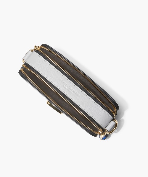 MARC JACOBS（マークジェイコブス）の「THE SNAPSHOT/ザ スナップショット スモール カメラバッグ クラッチ ショルダーバッグ（ショルダーバッグ・レディース・ベージュ系その他/イエロー系その他/グレー系その他2/ブルー系その他/グリーン系その他/ブルー系その他2・ONE SIZE）」の22枚目の写真