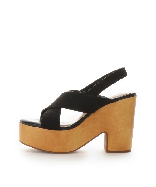 REDYAZEL（レディアゼル）の「フェイクスエードウッドソールサンダル（サンダル・レディース・ベージュ/レッド/ブラック・SMALL/MEDIUM/LARGE）」の11枚目の写真