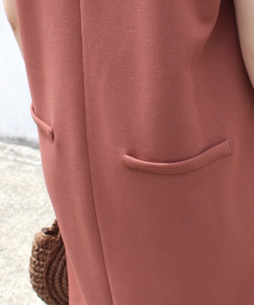 LAVEANGE（ラビアンジェ）の「Vネックツイルポンチ ジャンパースカート（ワンピース・レディース・ブラック/ベージュ/ブラウン/モカ/ネイビー・LL/3L/4L/5L/M）」の18枚目の写真