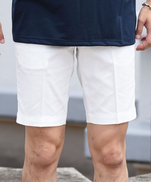 SHIPS(シップス)の「SHIPS: COOLMAX(R) ストレッチ オックスフォード ノープリーツ ショートパンツ(チノパンツ・メンズ・コバルトブルー/ライトグレー/ベージュ/チャコールグレー/ネイビー/ホワイト・29inch/30inch/34/33inch/31inch/32inch)」の3枚目の写真
