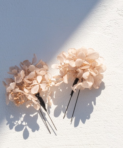 ゆかた館グレース（ユカタカングレース）の「髪飾り　アジサイ（和装小物・レディース・ホワイト/パープル/ピンク/ブルー/グリーン/ベージュ/ラベンダー・FREE）」の3枚目の写真