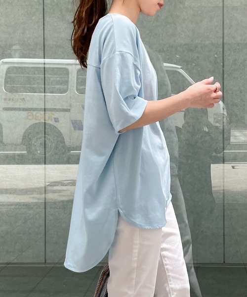 KOBE LETTUCE（コウベレタス）の「クルーネックラウンドヘムドロップショルダービッグチュニックTシャツ（Tシャツ/カットソー・レディース・オフホワイト/サックスブルー/ブラウン/ブラック/ネイビー/カーキ・L/M）」の6枚目の写真
